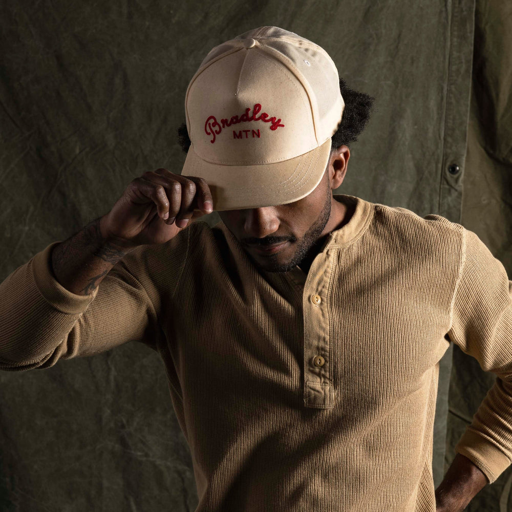 Chainstitch Camper Hat - Oatmeal/Red Bradley Mountain 